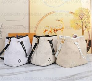 Woven Neonoe MM Bucket Bag M23080 Summer By The Pool Designer Drawstring Bags Seaside Holiday Shouler Bag Raffia-like cotton Embroidered Monograms Crossbody bags