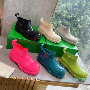 Rainboots ماء أحذية قصيرة سميكة أسفل أزياء هلام الخريف