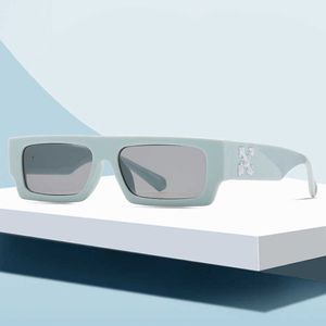 Совершенно новые маленькие коробки мужские и женские модные модные модные солнцезащитные очки Street Photo Sun Visors 29