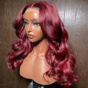 Färgade spetsfront peruker för kvinnor kroppsvåg peruk vin röd transparent spets frontala peruk före plockad med babyhår