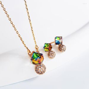 Brincos de colar Conjunto de jóias femininas feitas com cristais da Áustria para Meninas Party Gold Color Small Stud e pendente Bijoux