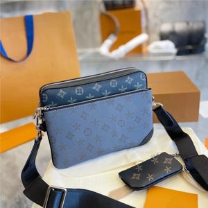 Womens Wallets outdoor Designers Waist Bags strap M30830 clutch Hobo M69443 cross body Shoulder mens luggage bag Chest Leather totes handbags travel messenger bags