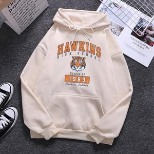 Herrtröjor Hawkins High School Class 1983 Print Mens långa ärmar Vintage Loose Hip Hop Fashion Streetwear Crewneck Man Clothing