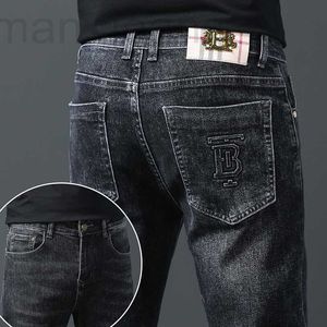 Herr jeans designer europeisk ny produkt tb hög temperatur stämpel för ljus lyx koreansk utgåva tjocka elastiska fötter smala fit bomullskula slut män ulc2