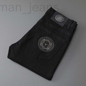 Designer de jeans masculino outono novo transmissão ao vivo de alta qualidade branco jovem ajuste fino elástico calças justas moda m6w3