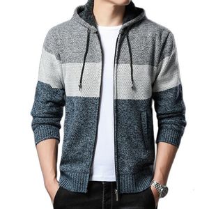 Maglioni da uomo Autunno Inverno Uomo stile coreano Cardigan con cappuccio ispessito con maglione in velluto Cappotto Giacca in maglia patchwork Uomo 230628