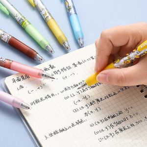 ペン36 PCS/ロット漫画アニマルフルーツプレスジェルペンかわいい0.5mmニュートラルペンを書くためのオフィス学用品具体的なギフト