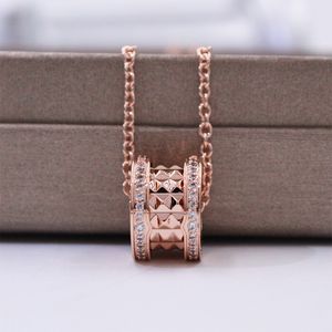 2023 New luxury titanium steel color fast Strands Necklace Design feeling digital pendant chain sexy girl neck chain jewelry