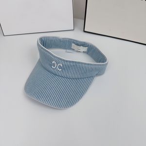 Cappello da pescatore di design Cappelli da sole con parte superiore cava Tela alla moda Traspirante da donna Visiera da uomo a tesa larga Visiera parasole