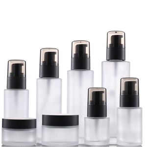 Produttore all'ingrosso Bottiglia di olio essenziale per pressa di vetro ricaricabile vuota 30g 50g 20ml 30ml 50ml 60ml 80ml 100ml La confezione di crema contiene Cton