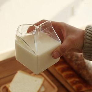 Bottiglie d'acqua Vendita diretta in fabbrica Scatola quadrata in vetro per latte Tazza Tazza Stile cartone Mini brocca creativa