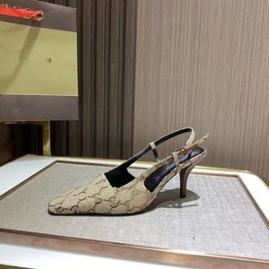 Designer damska pompa slingback beżowa i hebanowa płótno skórzana skórzana podeszwa klamra z tyłu Zamknięcie na środku obcasy luksusowe buty Slipper 04