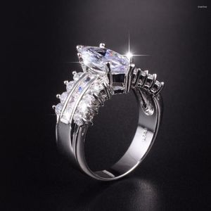 Cluster Rings Big Luxury Marquise Cut 3 Simulado Diamond Wedding Ring para Mulheres Jóias Têm Logo S925 Real 925 Silver