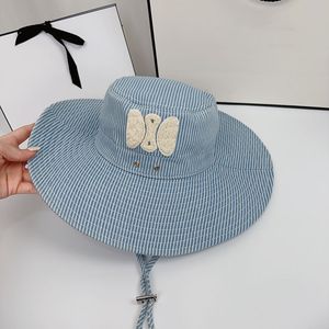 Kvinnor mode hink hattar designer broderade mössor sommar casquette strand hatt män avslappnade visorer c brett grim cap baseball cap sunhat 236272c