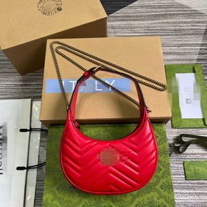 Bolsas de grife de luxo bolsas femininas bolsa crossbody bolsa de ombro senhora carteira simples versátil de metal carta couro sólido bolsas de carteiro estilo qualidade superior