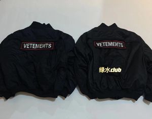Herrenjacken High Street Original VETEMENTS Men Washed Denim Jackets Übergroße VTM undefinierte Jacken Modischer Bomber Patched Tags Coat
