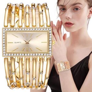 Наручные часы Роскошные качества Женская мода 2023 Алмазные прямоугольные часы Браслет из золотого сплава Простые женские кварцевые часы в подарок