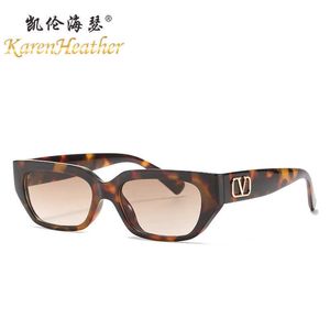 Óculos de sol da marca Novo Quadro pequeno 4080 Moda personalizada Versátil fotografia de rua Sunglasses7qk1