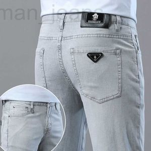 Jeans di jeans in jeans sottili di jeans designer di jeans maschile, vestito per grigio chiaro maschile, piccolo tubo dritto, elastico a metà, lusso e big shot casual 6lkf