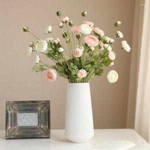 Dekorativa blommor Ranunculus Artificial Wedding Table Decoration Room Decor Fake Plants Flower Arrangement äktenskap flores