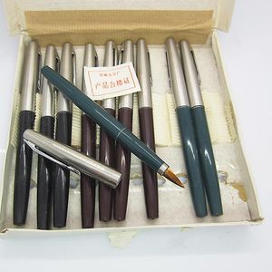 Kalemler Vintage Hero 443 Çeşme Pen Iridium Dagger Sharp Scheet Metal İnce Çubuk MS Öğrencileri Kırtasiye Yazan 1990'lar