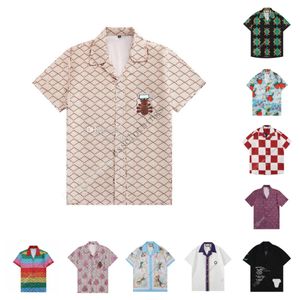 Hawaiianisches Hemd Herren-T-Shirts Designer-T-Shirt Luxus-T-Shirt Camouflage-Buchstaben-Druck-T-Shirt Klassische Mode-Damenbekleidung Kurzarmhemden Freizeitoberteile