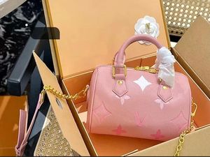 Bolsas de ombro de luxo Designer Bag Em Relevo Womens Empreinte Tote Floral Bolsas PU Couro Flores Crossbody Bolsas Retiro Totes Bags