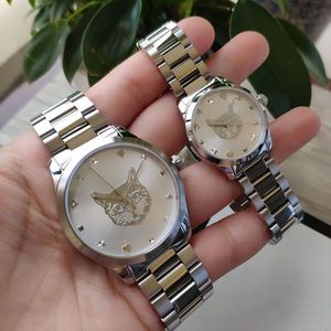 Mens Womens Relógios de Luxo Relógios de Alta Qualidade Amantes Casais Estilo Clássico Bee Patterns Relógios 38mm 28mm Prata Moda À Prova D 'Água Designer Relógios
