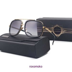 2023 Occhiali da sole vintage quadrati Occhiali da sole da donna Fashion Designer Shades Luxury Golden Frame UV400 Gradient mach one DITA L1HR 8IZK