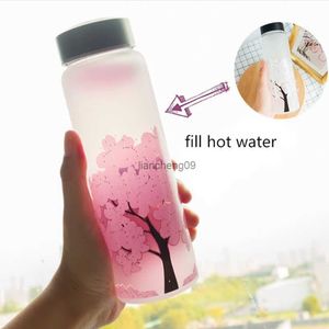 Bottiglia da 1000 ml Kawaii che cambia colore Sakura Bottiglia d'acqua carina con borsa protettiva per borraccia sportiva moda studentessa L230620