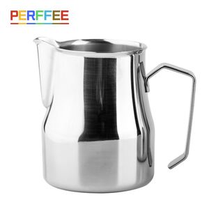 Milk Pot Milk Wroting Pitcher Rostfritt stål Professionell mjölk Frorer kannor Barista Espresso Steam Cup Lång rundad pip 350550750ML 230628