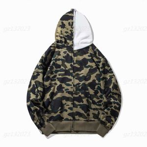 Mens Cardigan Camouflage Designer Jacket Uomo Felpe con cappuccio Camouflage Co-branded con cappuccio Zip Up Shark Felpa con cappuccio Uomo Casual Track Felpa Bepa Jacket