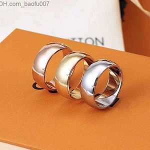Bandringar av hög kvalitet designer rostfritt stål bandringar mode smycken mäns avslappnade vintage ring damer gåva z230629