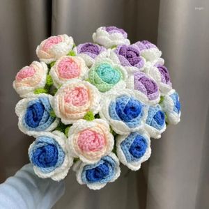 装飾的な花かぎ針編みローズチューリップフラワーハンドウーブンDIYアートクラフトパーティーのパーティー装飾結婚式の誕生日の背景