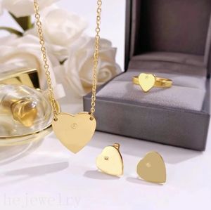 Fashion necklaces designer jewelry for men classic ins lover romantic hip hop luxury link chain women love stud earing silver gold plated heart C23