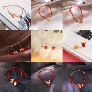 Braccialetti con ciondoli 2023 Moda Orecchini con topo fortunato Ago d'argento Corda rossa Bracciale lavorato a maglia Anno del ratto Collana Zod di dodici anni