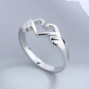 Heart Hand Hug Fashion Ring for Women Couple Jewelry Silver Color Punk Gesture Wedding Men Finger Accessories
