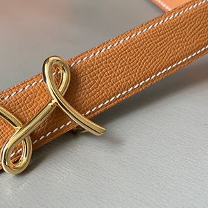 Bälte för kvinnor 32 mm Man Belt Designer Par Belt Designer Real Calfskin gjord av Titanium Steel Gold-Plated Highest Counter Quality Luxury T0p Bronze Fashion 009