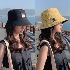Chapéus de borda larga balde verão versão coreana do chapéu de pescador na moda mulheres protetor solar proteção UV sol japonês allmatch doublesided sunhat 230627