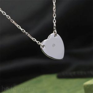 Herrenohrringe, modisch, Liebe, Designer-Schmuck, Punk, Metall, Weihnachtsgeschenk, Freizeit, vergoldetes Silber, Gold, romantisch, schön, attraktiv, Luxus-Halskette für Frauen, C23