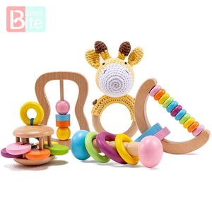 Grzechotki telefony komórkowe 5pcs Organiczne bezpieczne drewniane zabawki Dziecko Montessori Toddler Toy Chwyt DIY szydełka grzechotka SOOTER Bransoletka Zestaw zabawek Zestaw dla niemowląt 230628