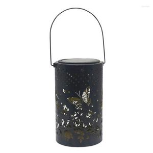 Dekorativa blommor Vattentäta sollykta balkongdekor Led Butterfly Decoration Retro Metall Lanterns