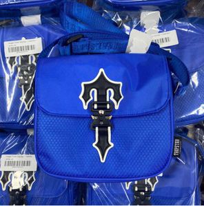 Omuz Çantaları Trapstars Messenger naylon Crossbody Çanta kadın erkek Rapçi UK HOT IRONGATE COBRA T Lüks Tasarımcı Çanta debriyaj Moda trendi 602ess