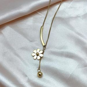 Kedjor 316l rostfritt stål daisy blommor metall boll tassel charms kedja choker hänge halsband för kvinnor mode fin smycken gåva