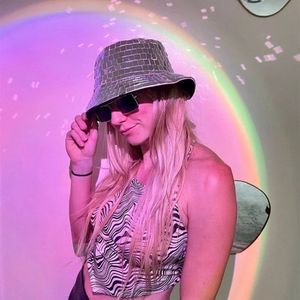 Disco Eimer Hüte für Frauen Glas Pailletten Geburtstag Festival Party Hut Nachtclub Angeln SonnenHüte Für Mädchen Sommer Panama Kappen