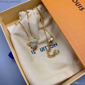 Pendant Necklaces Luxury Necklace Designer Jewelry Necklace Brand Circle Letter for Womens Fashion Brands Jewellery Pendants Z230629
