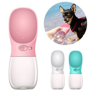 Cat Bowls matare Portable Dog Water Bottle Travel Puppy Drinking Bowl för små stora hundar utomhus husdjur dispenser matare produkt 230628