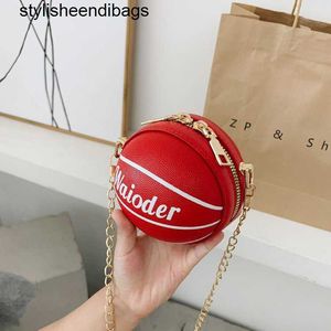 Totes 2022 Kids Basketball Messenger Bag Children Girls Leather Round Crossbody Pack Metal Chain Strap Holiday Travel Street Cool stylisheendibags