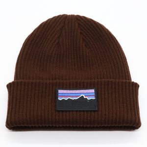 New Vintage Casual All-Matching Coppia Bata Cappello di lana Commercio estero Caldo lavorato a maglia di cioccolato fondente Cappelli Fashion Brand American Beanie Hats