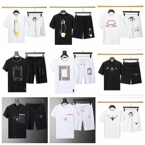 designer skjortor polo t shirt mens tracksuits män kultur jumpsuit skjorta sommarmärke avslappnad klassisk brodery motiv hylsa till hylsa kortbrödbar kort kostym polos